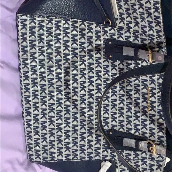 Michael Kora Ivory Multi voyager ew tote - Picture 4 of 4